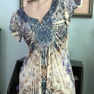 Top world unity.  Size small